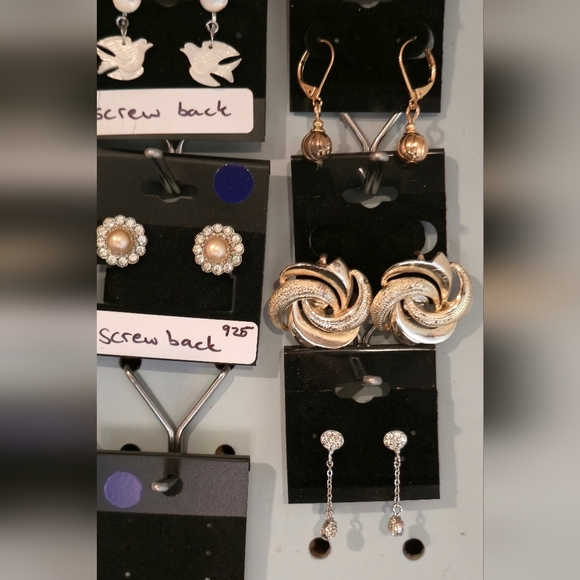 Vintage Earring Bundle | Screw Back, Sterling 925, Statement & Stud Mix - Picture 4 of 8